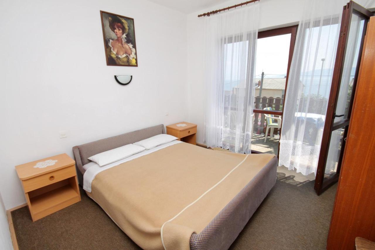 Apartments With A Parking Space Novi Vinodolski - 5600 Экстерьер фото