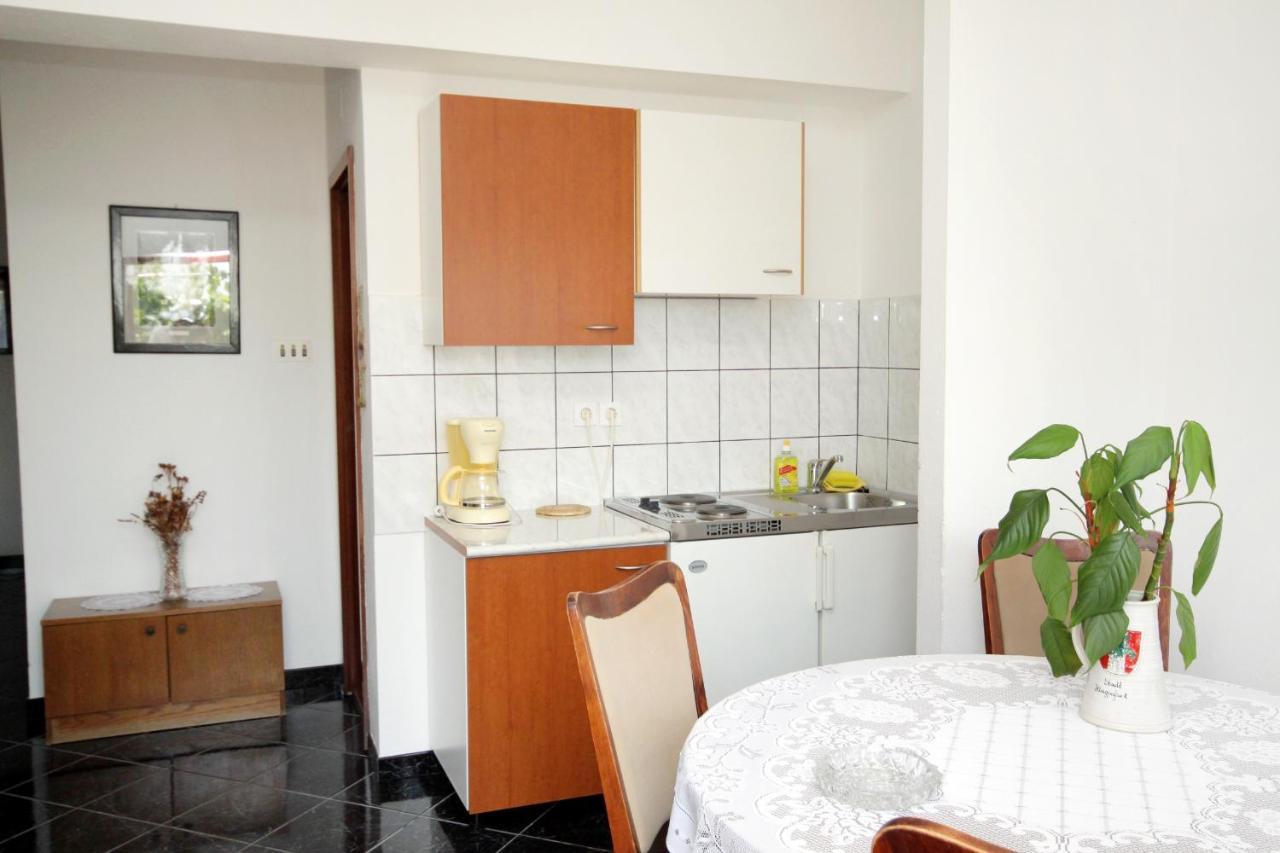 Apartments With A Parking Space Novi Vinodolski - 5600 Экстерьер фото